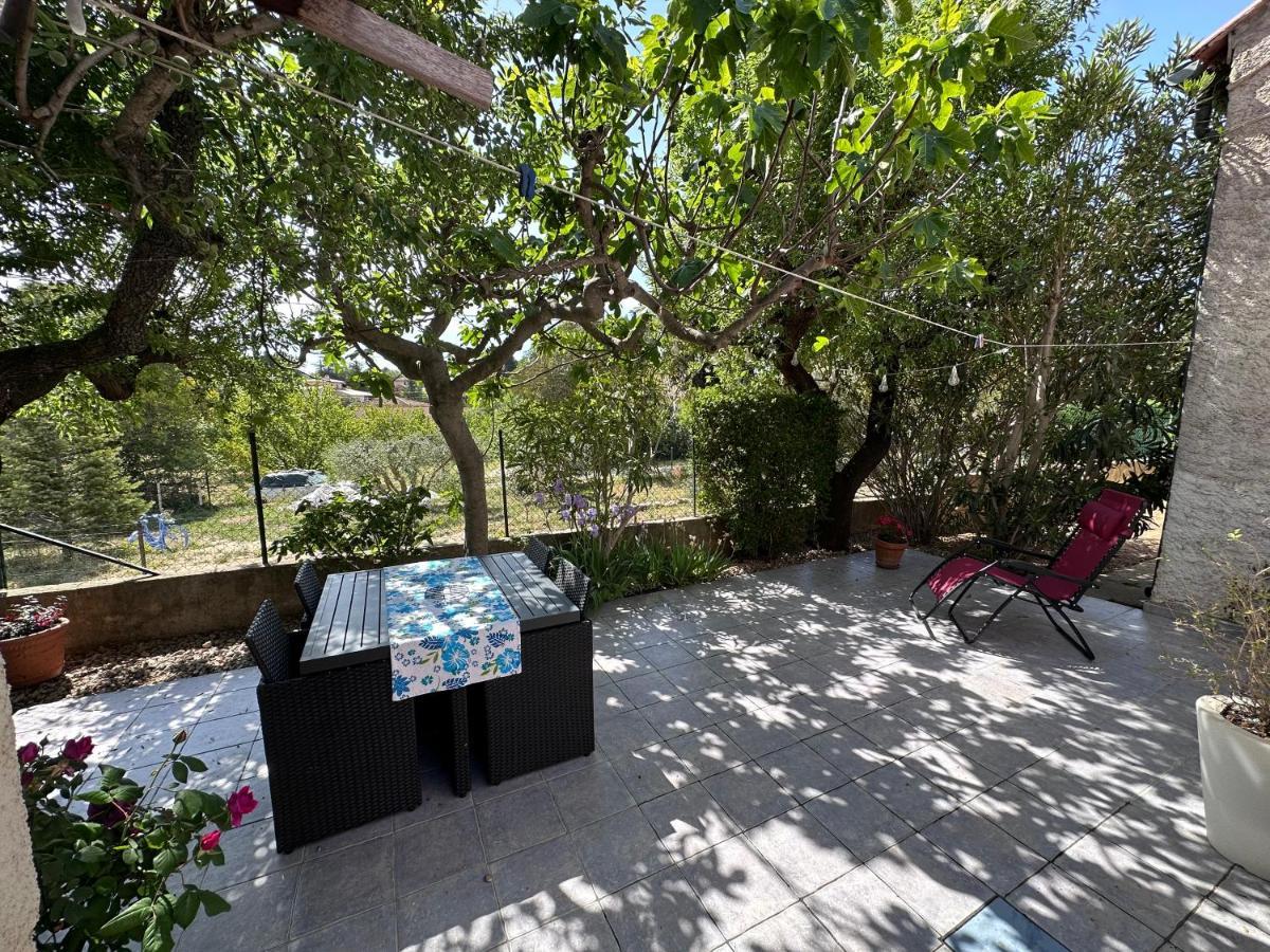 Studio Les Iris Climatise, Entre Mer Et Collines, Classe Meuble De Tourisme 2 Etoiles Allauch Εξωτερικό φωτογραφία